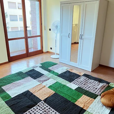 Landi 9 - 2 Camere, 3 Balconi, Parcheggio, Zona Residenziale Pisa